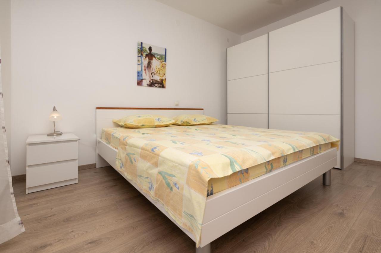 Family Apartments - Guesthouse Vranjes Makarska Dış mekan fotoğraf